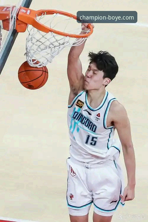 CBA爆冷夜最新战报：皮特森38分弑旧主，北京末节崩盘终结连胜